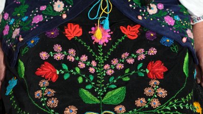 Жіноча самітка, Покуття Жіноча самітка, Покуття