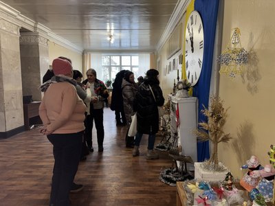 "Магія зимових виробів": у Конотопі презентували святкову виставку "Магія зимових виробів": у Конотопі презентували святкову виставку