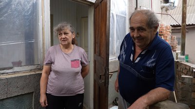 "20 років будували – тепер треба кидати все". Репортаж з Покровського на Дніпропетровщині, що за 14 км від лінії фронту "20 років будували – тепер треба кидати все". Репортаж з Покровського на Дніпропетровщині, що за 14 км від лінії фронту