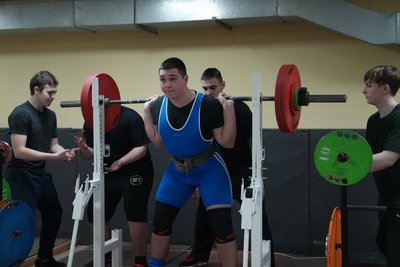 У Сумах провели чемпіонат області з пауерліфтингу: четверо учасників — чемпіони України У Сумах провели чемпіонат області з пауерліфтингу: четверо учасників — чемпіони України