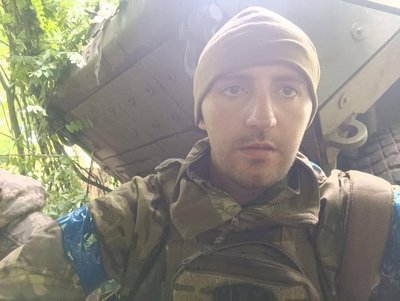 "Війна триває 24/7": історія офіцера-десантника з Хмельниччини, який після фронту підтримує побратимів у тилу