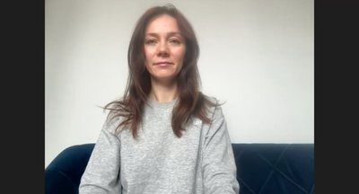 Через атаки на залізницю частина пасажирів у Дніпрі пересідає на автобуси Через атаки на залізницю частина пасажирів у Дніпрі пересідає на автобуси
