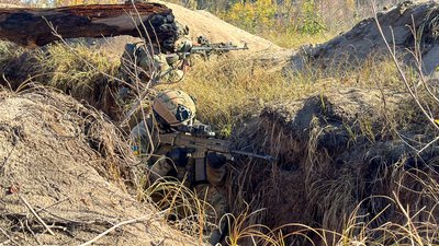 тренування навчання бійці спецпідрозділу "Recon Team Kilo" ГУР МО України Донецька область 16 листопада 2024 року тренування навчання бійці спецпідрозділу "Recon Team Kilo" ГУР МО України Донецька область 16 листопада 2024 року