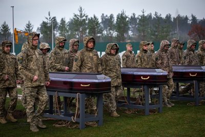 Прощання із загиблими військовими Прощання із загиблими військовими