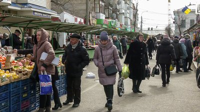 Монастир, туалет та стінопис: які рішення влади викликали дискусії на Рівненщині в 2025 році