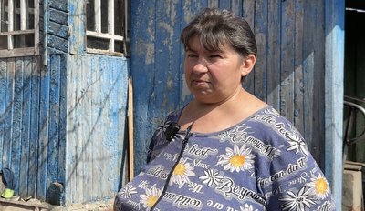 "Нікому не потрібні, ні своїм, ні чужим". Як живуть в евакуації жінка із сином з Миропілля на Сумщині "Нікому не потрібні, ні своїм, ні чужим". Як живуть в евакуації жінка із сином з Миропілля на Сумщині