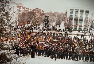 Що означає "гідність" у 2025 році: рівненський історик розповів про уроки Революції 2013-го Що означає "гідність" у 2025 році: рівненський історик розповів про уроки Революції 2013-го