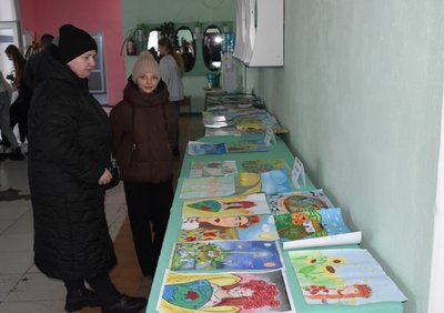 Школярі з Олевської громади — серед переможців першого етапу обласної виставки-конкурсу дитячих малюнків Школярі з Олевської громади — серед переможців першого етапу обласної виставки-конкурсу дитячих малюнків