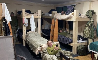 Скільки військових цьогоріч безплатно залишалися на ночівлю у хабі в Чернівцях і як скористатися послугою Скільки військових цьогоріч безплатно залишалися на ночівлю у хабі в Чернівцях і як скористатися послугою