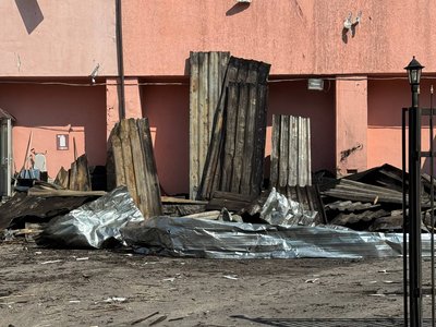 "Безсонна ніч, на корвалолі, на пігулках". Мешканці Шостки розповіли про нічний удар по місту "Безсонна ніч, на корвалолі, на пігулках". Мешканці Шостки розповіли про нічний удар по місту