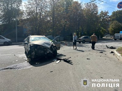 9-річний хлопець потрапив до лікарні через ДТП у Харкові у Новобаварському районі 9-річний хлопець потрапив до лікарні через ДТП у Харкові у Новобаварському районі