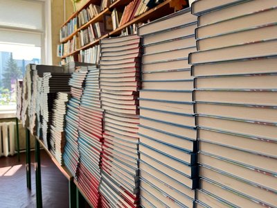 Без мистецтва і геометрії: чи вистачатиме черкаським школярам підручників через удари по видавництвах Без мистецтва і геометрії: чи вистачатиме черкаським школярам підручників через удари по видавництвах