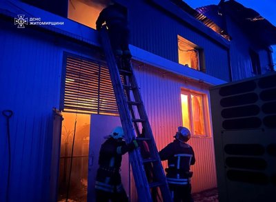 У Радомишлі горіло деревообробне підприємство — що відомо