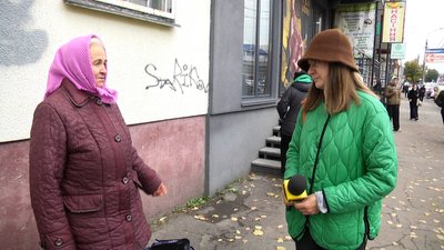 Домашні яйця у Житомирі подорожчали через похолодання: скільки коштує десяток на ринку та що прогнозує експерт Домашні яйця у Житомирі подорожчали через похолодання: скільки коштує десяток на ринку та що прогнозує експерт