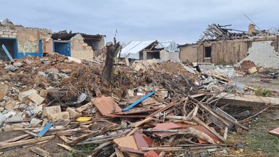 зруйновані будинки селище Дробишеве Донецька область 8 листопада 2024 рік зруйновані будинки селище Дробишеве Донецька область 8 листопада 2024 рік
