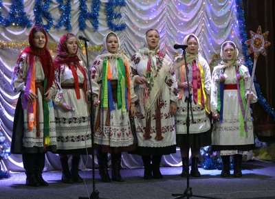 Пекли пряники і ходили на службу: як святкували Різдво на Полтавщині Пекли пряники і ходили на службу: як святкували Різдво на Полтавщині