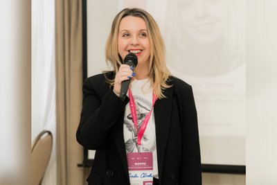 "Історія, якої немає у підручниках": в Житомирі на Форумі презентували проєкт "Гендерна фотолабораторія" "Історія, якої немає у підручниках": в Житомирі на Форумі презентували проєкт "Гендерна фотолабораторія"