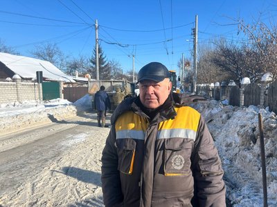 69-річний житомирянин понад 45 років працює майстром у "Житомирводоканалі" 69-річний житомирянин понад 45 років працює майстром у "Житомирводоканалі"