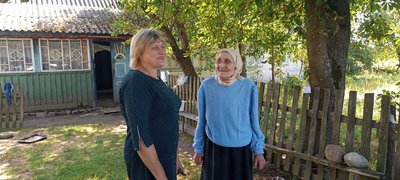 87-річна бабуся з Житомирщини понад 15 років живе одна в селі