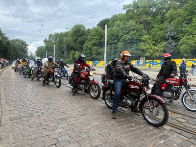 У Львові ввосьме відбулися ретроперегони: як це було У Львові ввосьме відбулися ретроперегони: як це було