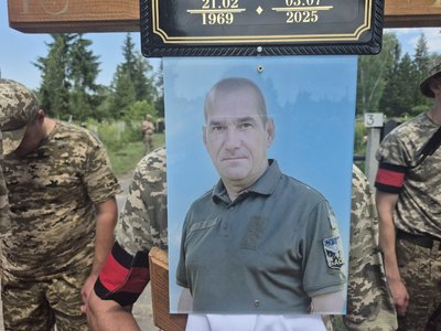 У Сумах попрощалися з воїнами Артуром Бурдюговим і Максимом Пащенком