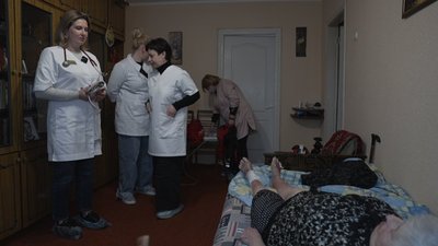"Це завжди важкі пацієнти": як у Вінниці працює паліативна бригада медиків "Це завжди важкі пацієнти": як у Вінниці працює паліативна бригада медиків
