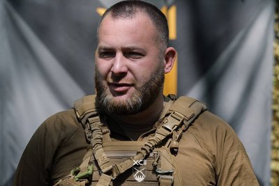 Командир 92-ї окремої штурмової бригади імені кошового отамана Івана Сірка Віталій Нащубський Командир 92-ї окремої штурмової бригади імені кошового отамана Івана Сірка Віталій Нащубський