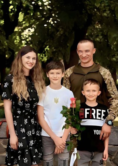 "Я вірю в те, що він живий" — дружина безвісти зниклого воїна "Я вірю в те, що він живий" — дружина безвісти зниклого воїна