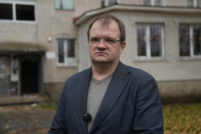 “На один будинок — до 10 млн грн”: як відновлюють багатоквартирні будинки після удару РФ “На один будинок — до 10 млн грн”: як відновлюють багатоквартирні будинки після удару РФ