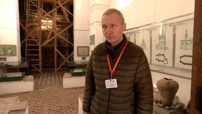Завідувач наукового відділу "Троїцько-Іллінський монастир" Національного заповідника "Чернігів стародавній" Андрій Глухенький Завідувач наукового відділу "Троїцько-Іллінський монастир" Національного заповідника "Чернігів стародавній" Андрій Глухенький