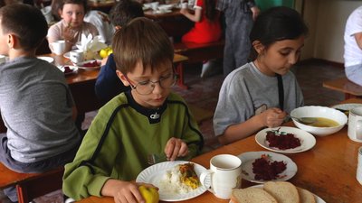 У Кропивницькому під час канікул працюють 33 осередки дозвілля: яка програма для дітей та умови харчування У Кропивницькому під час канікул працюють 33 осередки дозвілля: яка програма для дітей та умови харчування