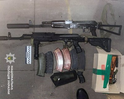 На Черкащині депутата сільради підозрюють у зберіганні зброї на території школи На Черкащині депутата сільради підозрюють у зберіганні зброї на території школи