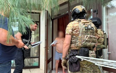 Затримання одного з підозрюваних