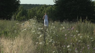 "Хочу дітям прищепити любов до села": історія Алли Кіптель, яка придбала майже 100-річний будинок на хуторі "Хочу дітям прищепити любов до села": історія Алли Кіптель, яка придбала майже 100-річний будинок на хуторі