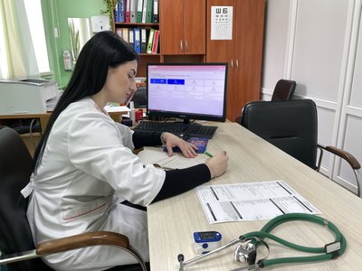 У Полтаві пацієнти почали підписувати декларації з сімейними лікарями онлайн: що для цього потрібно У Полтаві пацієнти почали підписувати декларації з сімейними лікарями онлайн: що для цього потрібно
