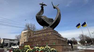 19 років, щоб помітити пам'ятник: у Миколаєві три меморіали набули охоронного статусу 19 років, щоб помітити пам'ятник: у Миколаєві три меморіали набули охоронного статусу