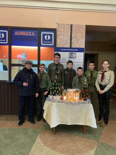 До Хмельницького прибув Вифлеємський вогонь миру