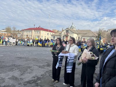 Учні, старшокласниці, ліцей Учні, старшокласниці, ліцей