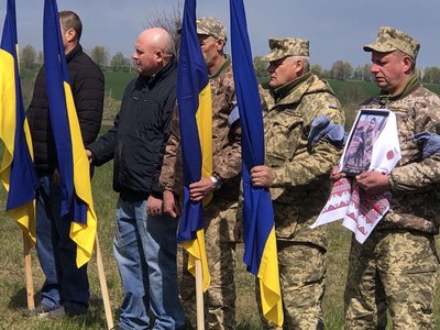 На Донеччині загинув черкаський захисник На Донеччині загинув черкаський захисник