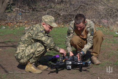 У батальйоні безпілотних систем 100 бригади з Волині разом служать двоє рідних братів У батальйоні безпілотних систем 100 бригади з Волині разом служать двоє рідних братів