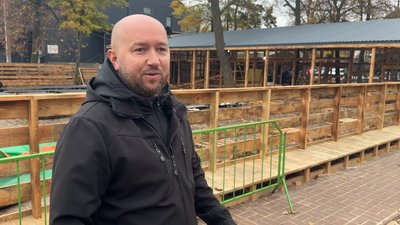 Ковзанка у Прилуках: у місті з'явиться зимова ковзанка на 600 квадратних метрів Ковзанка у Прилуках: у місті з'явиться зимова ковзанка на 600 квадратних метрів