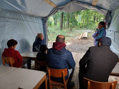 У Львові відкрили наметову школу для ромів У Львові відкрили наметову школу для ромів