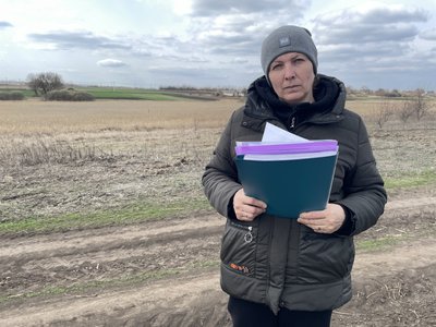 "Скандальне поле": чому фермери на Полтавщині вимушені виорювати берег річки "Скандальне поле": чому фермери на Полтавщині вимушені виорювати берег річки