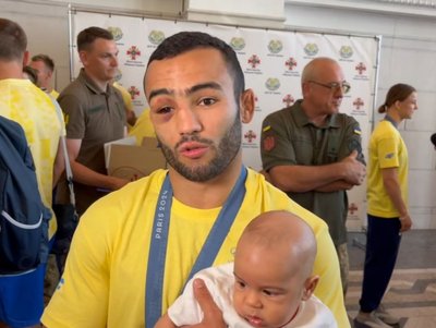 До України повернулися учасники і призери Олімпійських ігор До України повернулися учасники і призери Олімпійських ігор
