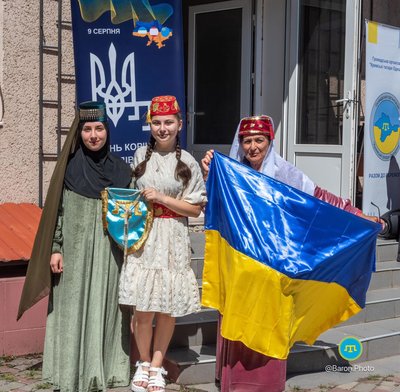 «Коли Крим повернеться — я одразу переїду»: історія 17-річної кримської татарки «Коли Крим повернеться — я одразу переїду»: історія 17-річної кримської татарки