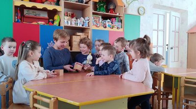 Дитсадки в Луцьку працюватимуть за новим графіком. Що це означає для батьків і вихователів Дитсадки в Луцьку працюватимуть за новим графіком. Що це означає для батьків і вихователів