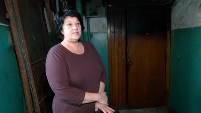 Чи будуть з опаленням: як у пошкодженій «шахедом» багатоповерхівці в Черкасах готуються до зими Чи будуть з опаленням: як у пошкодженій «шахедом» багатоповерхівці в Черкасах готуються до зими