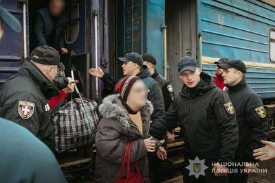 На Волині зустріли черговий евакуаційний потяг з Донеччини На Волині зустріли черговий евакуаційний потяг з Донеччини