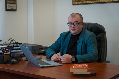 Закинули в авто, побили та викинули на покинутій АЗС. Ветеран з Дніпра заявляє про викрадення військовими ТЦК Закинули в авто, побили та викинули на покинутій АЗС. Ветеран з Дніпра заявляє про викрадення військовими ТЦК