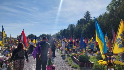 Вшанування пам'яті військових на Личаківському кладовищі, 24 серпня 2024 Вшанування пам'яті військових на Личаківському кладовищі, 24 серпня 2024